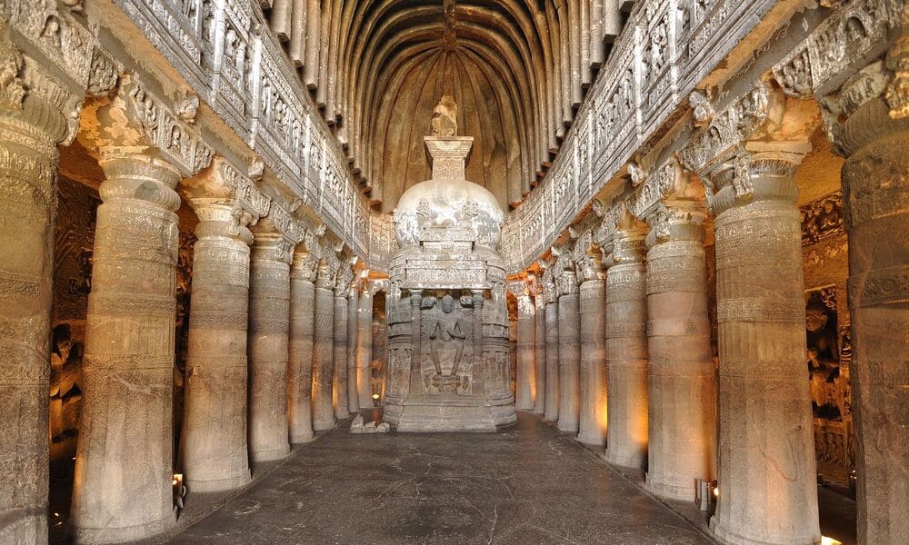 Gua Ajanta Keindahan Seni Dan Sejarah Kuno Di India